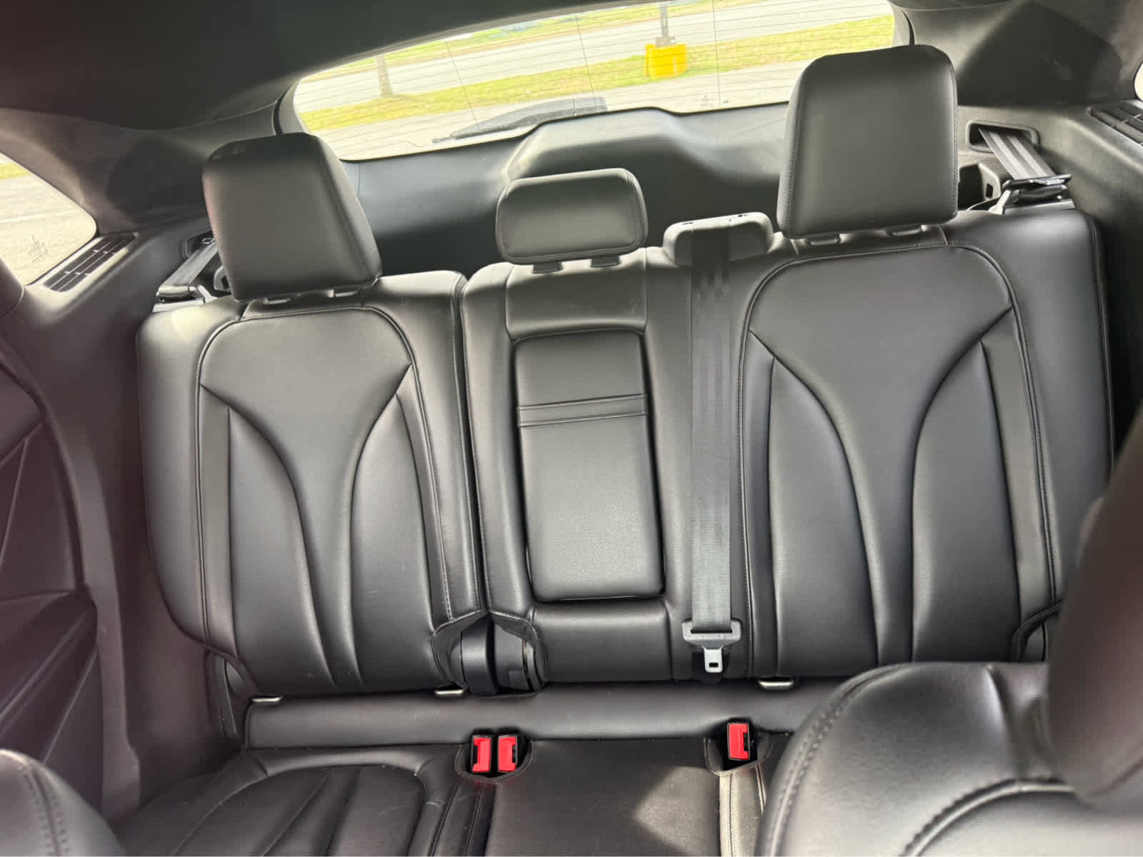 Used 2018 Lincoln MKC Premiere image 9