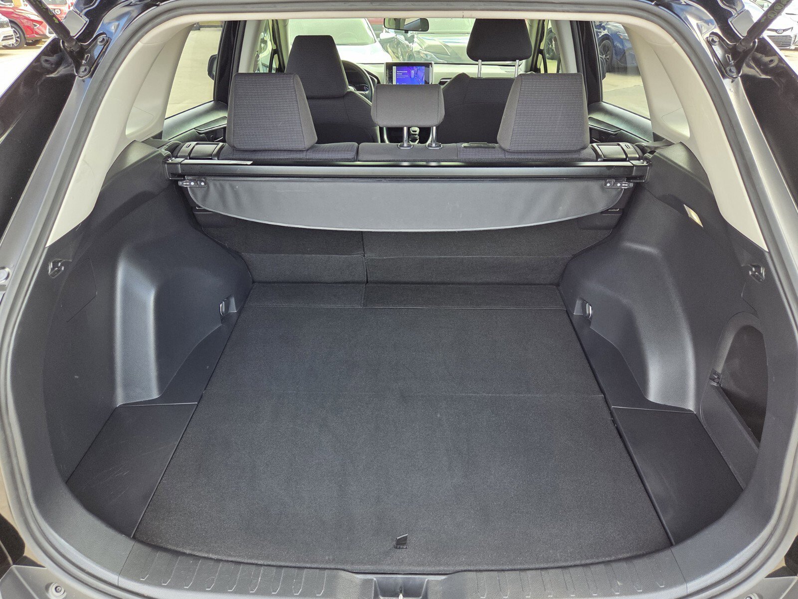 Certified 2024 Toyota RAV4 LE image 9