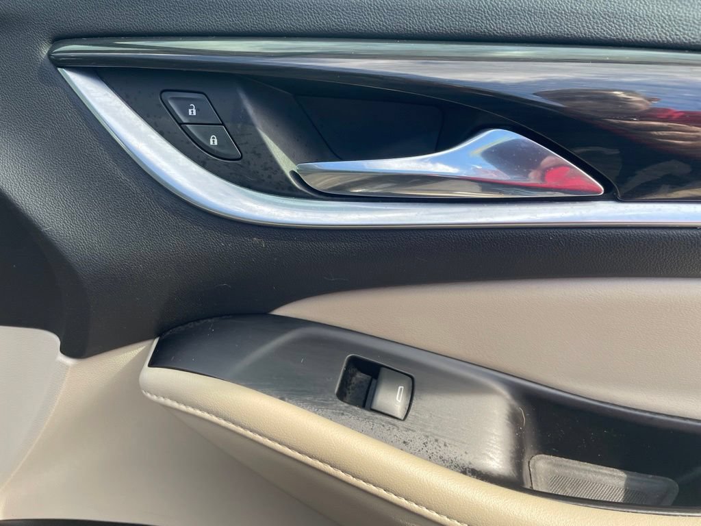 Used 2019 Buick Enclave Premium AWD/4WD image 41