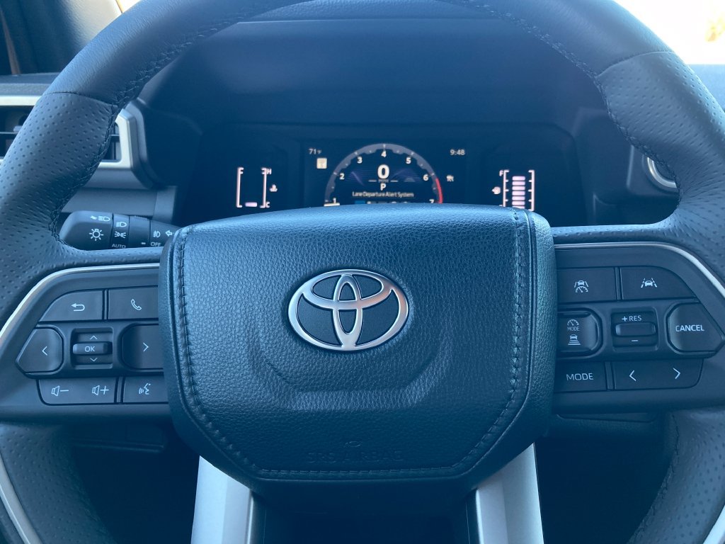 New 2026 Toyota 4Runner SR5 AWD/4WD image 15