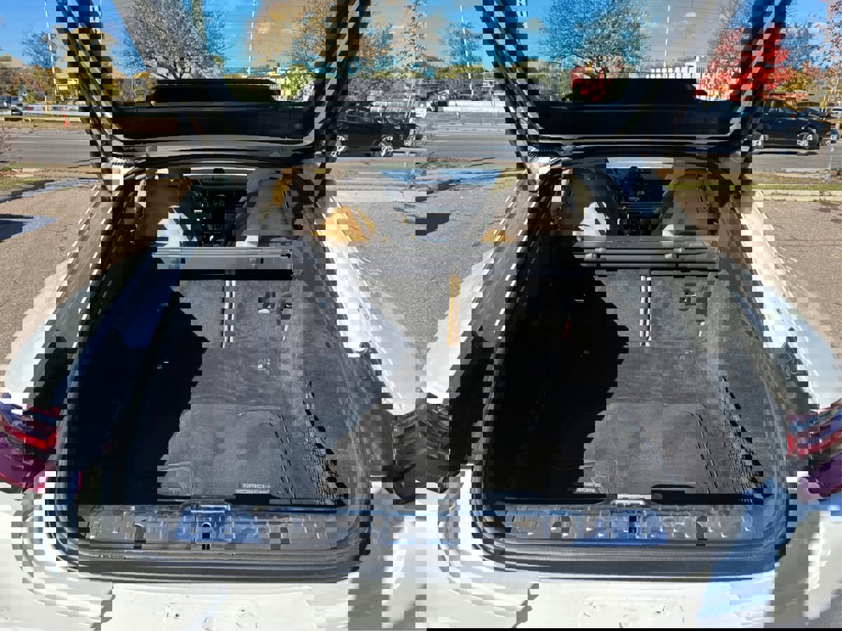 Used 2019 Porsche Panamera 4S image 14