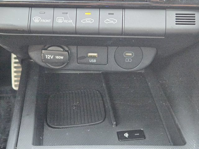 Certified 2025 Hyundai Elantra Sport FWD image 19