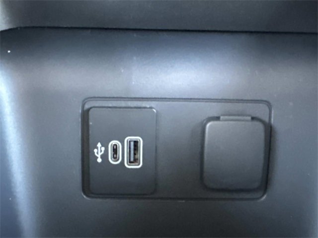 New 2026 Ford Explorer Active w/ Active Comfort Package image 22