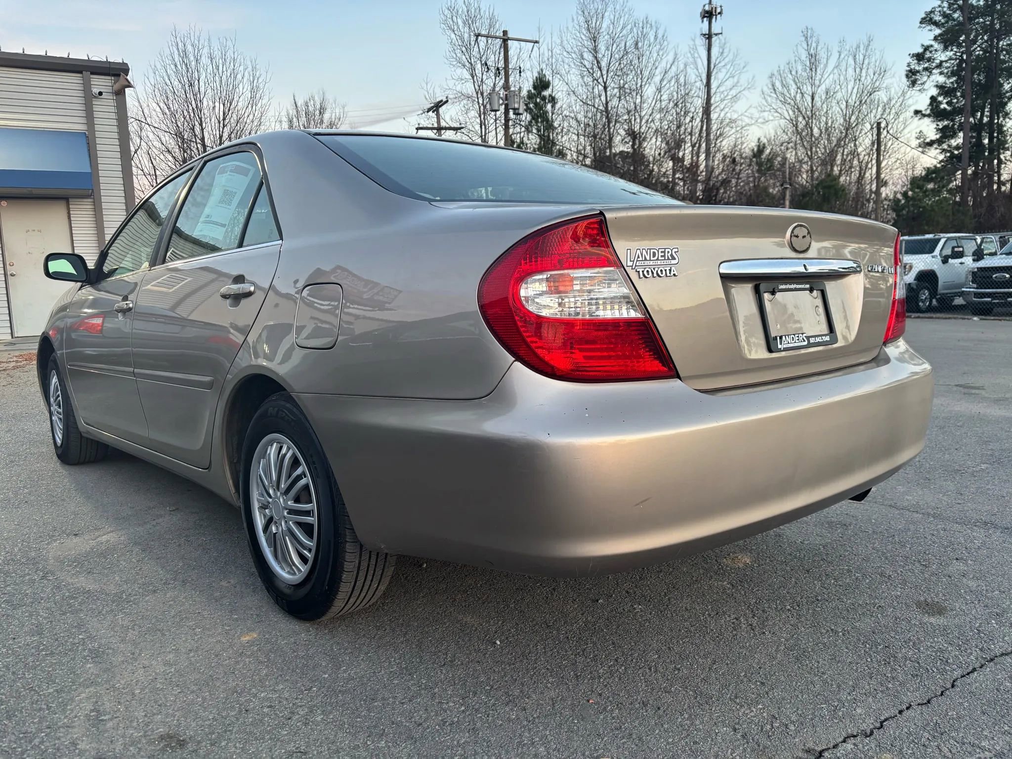 Used 2002 Toyota Camry LE FWD image 5