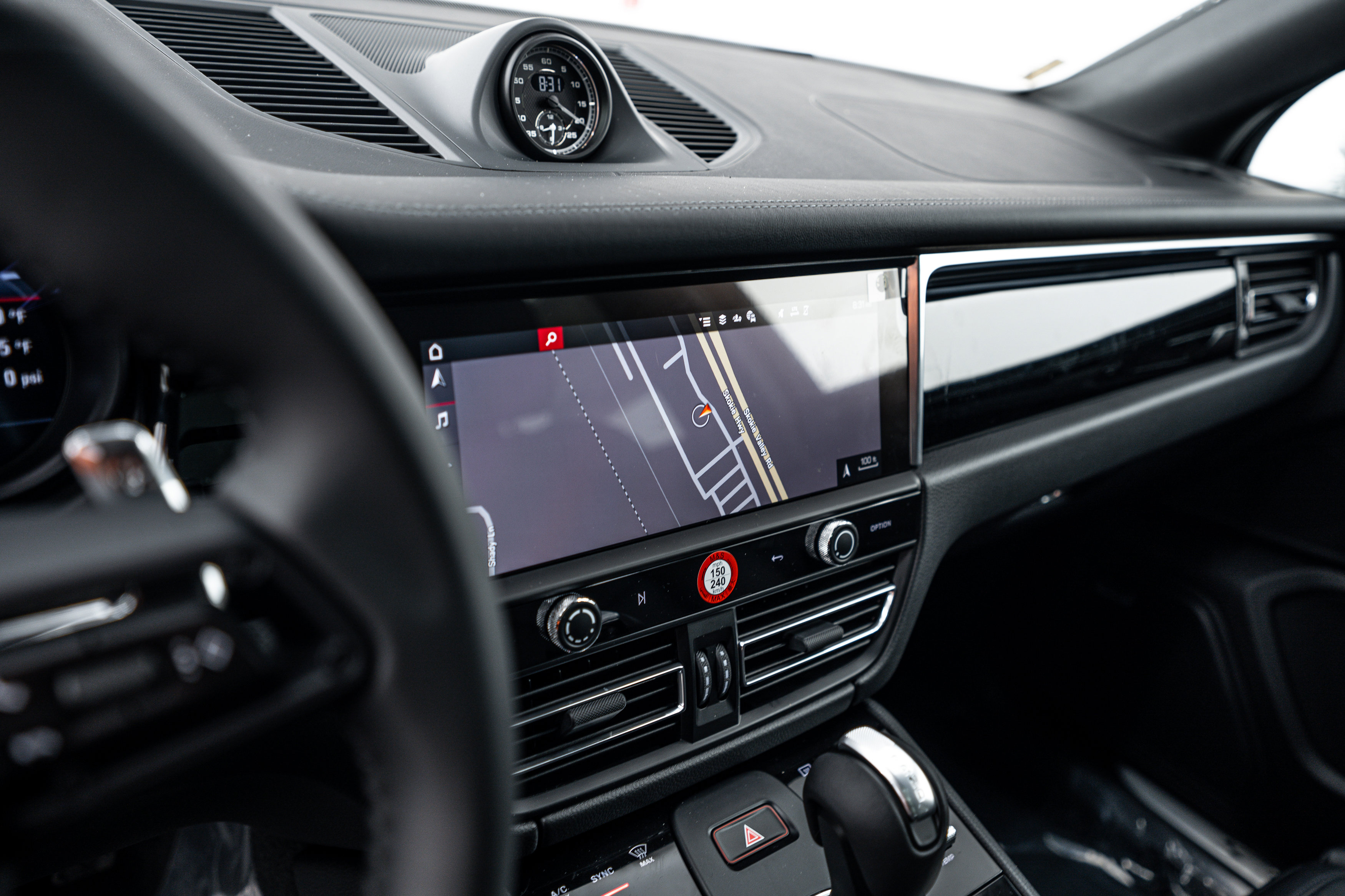 New 2026 Porsche Macan S image 15