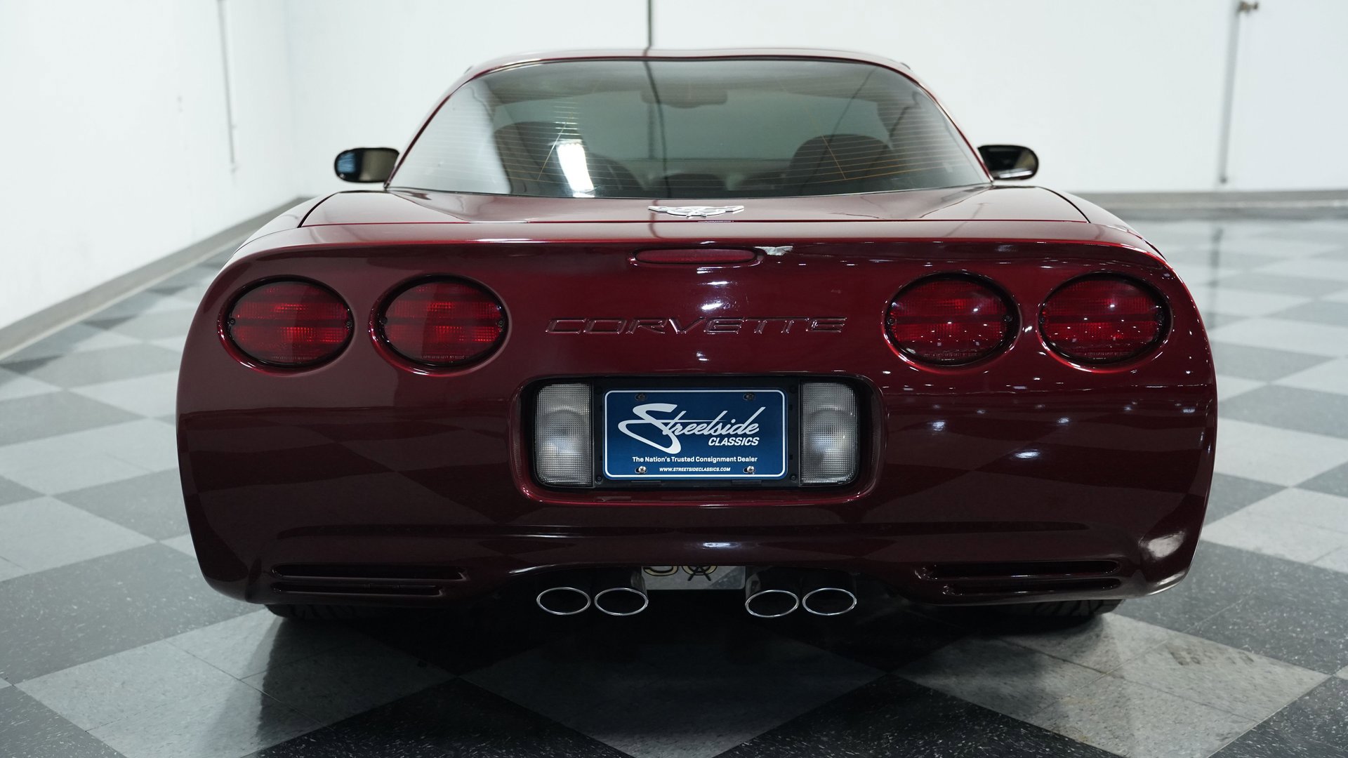 Used 2003 Chevrolet Corvette 50th Anniversary Edition w/ Preferred Equipment Group image 9