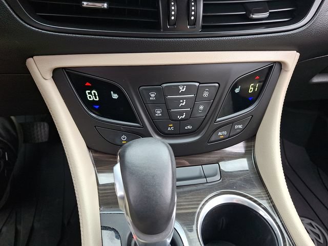 Used 2019 Buick Envision Preferred AWD/4WD image 16