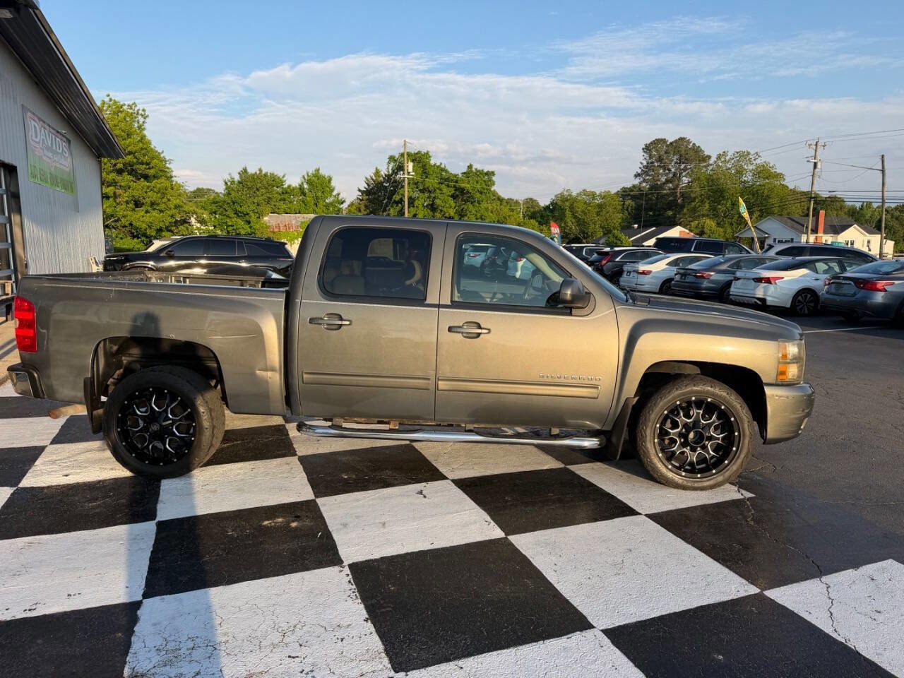Used 2011 Chevrolet Silverado 1500 LTZ w/ LTZ Plus Package AWD/4WD image 5