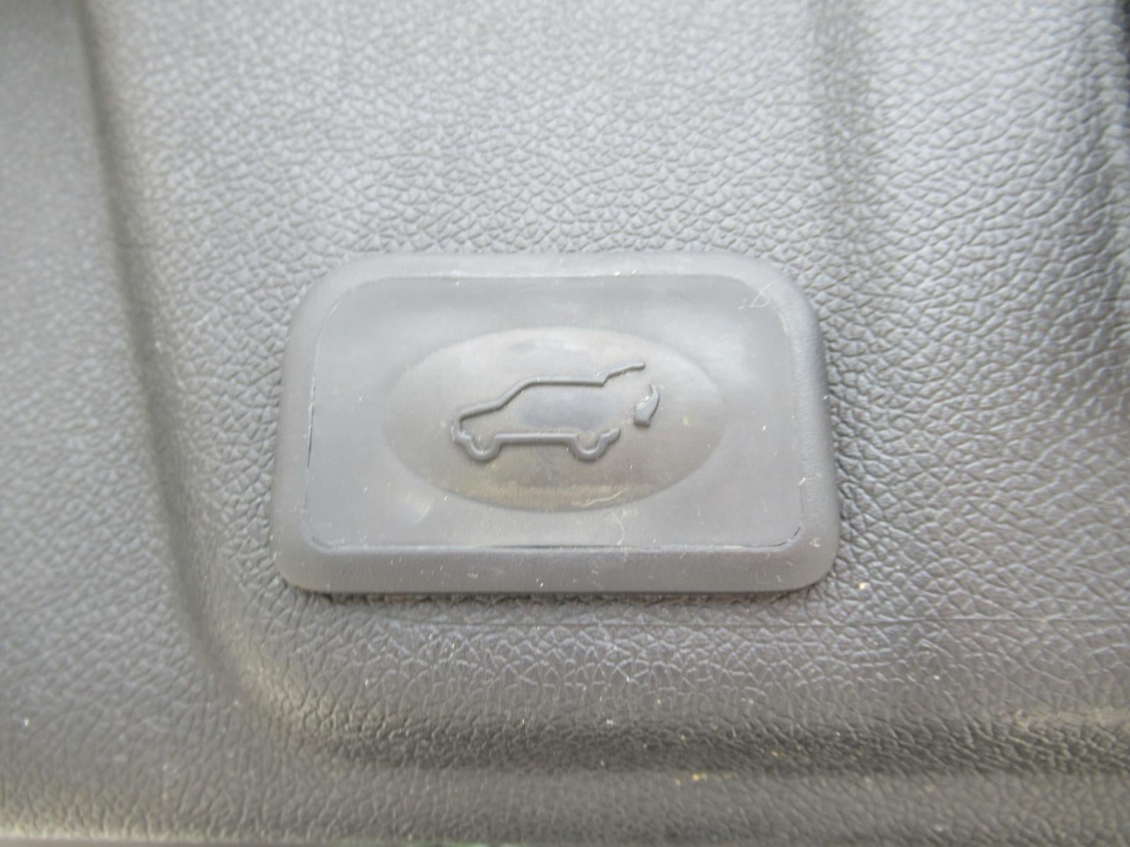 Used 2012 Buick Enclave Premium FWD image 38