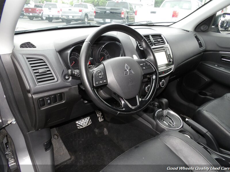 Used 2016 Mitsubishi Outlander Sport SEL AWD/4WD image 12