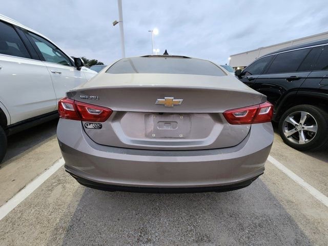 Used 2022 Chevrolet Malibu LS image 5