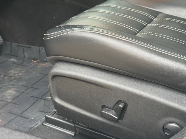 Used 2023 Chrysler 300 S RWD image 24