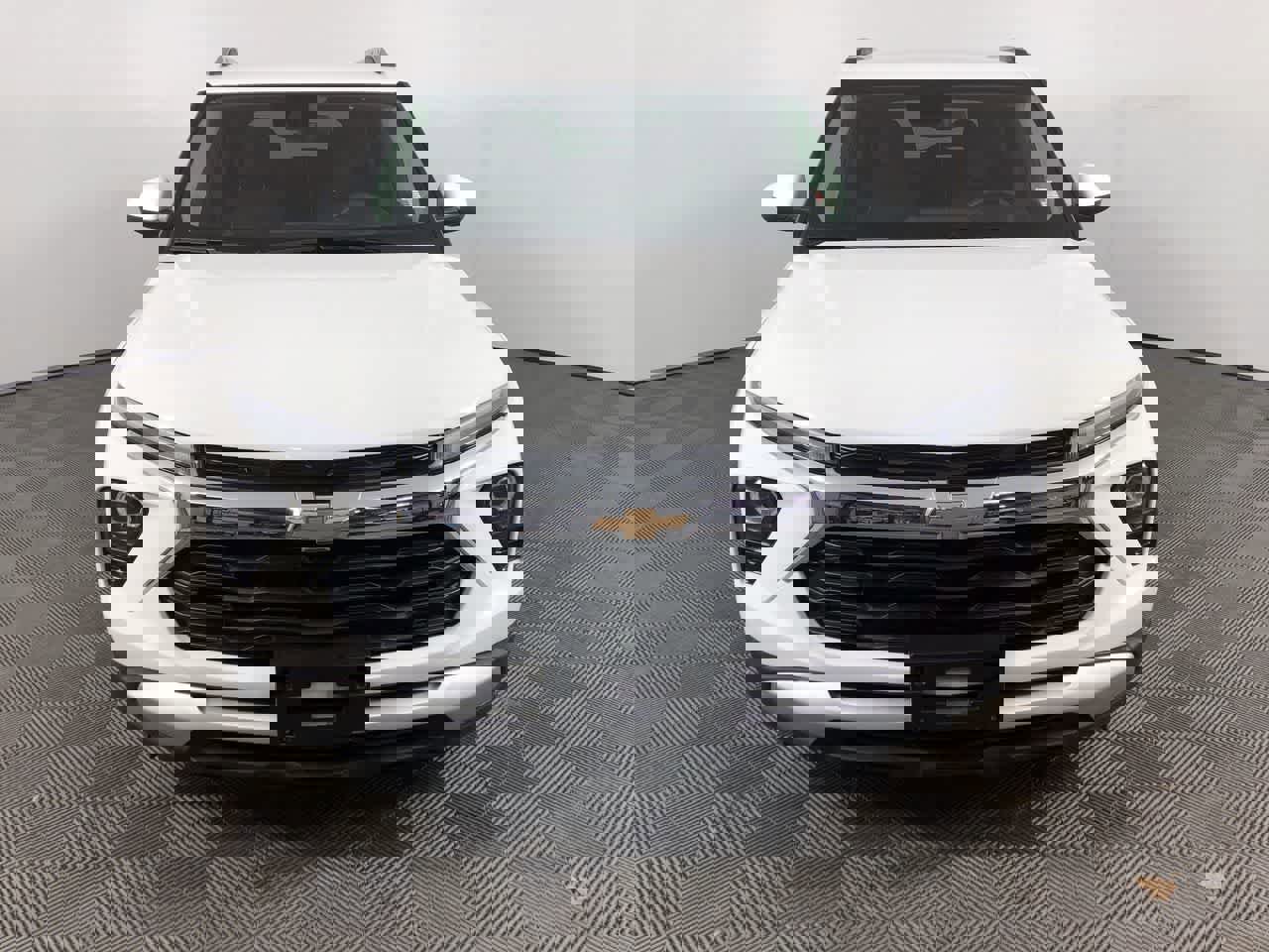 Used 2025 Chevrolet TrailBlazer LT image 3