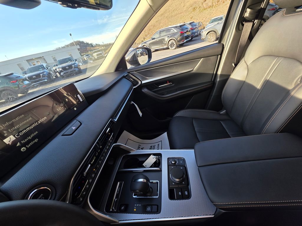 New 2026 MAZDA CX-90 Plug-In Hybrid w/Premium Sport image 18