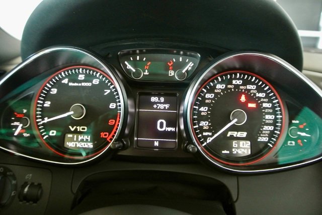 Used 2011 Audi R8 V10 image 22