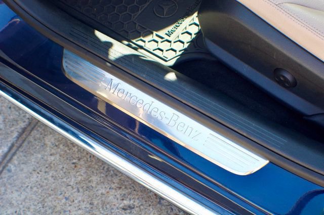 Used 2015 Mercedes-Benz C 300 4MATIC Sedan image 37