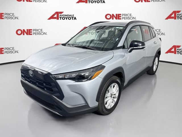 Certified 2026 Toyota Corolla Cross LE FWD image 4