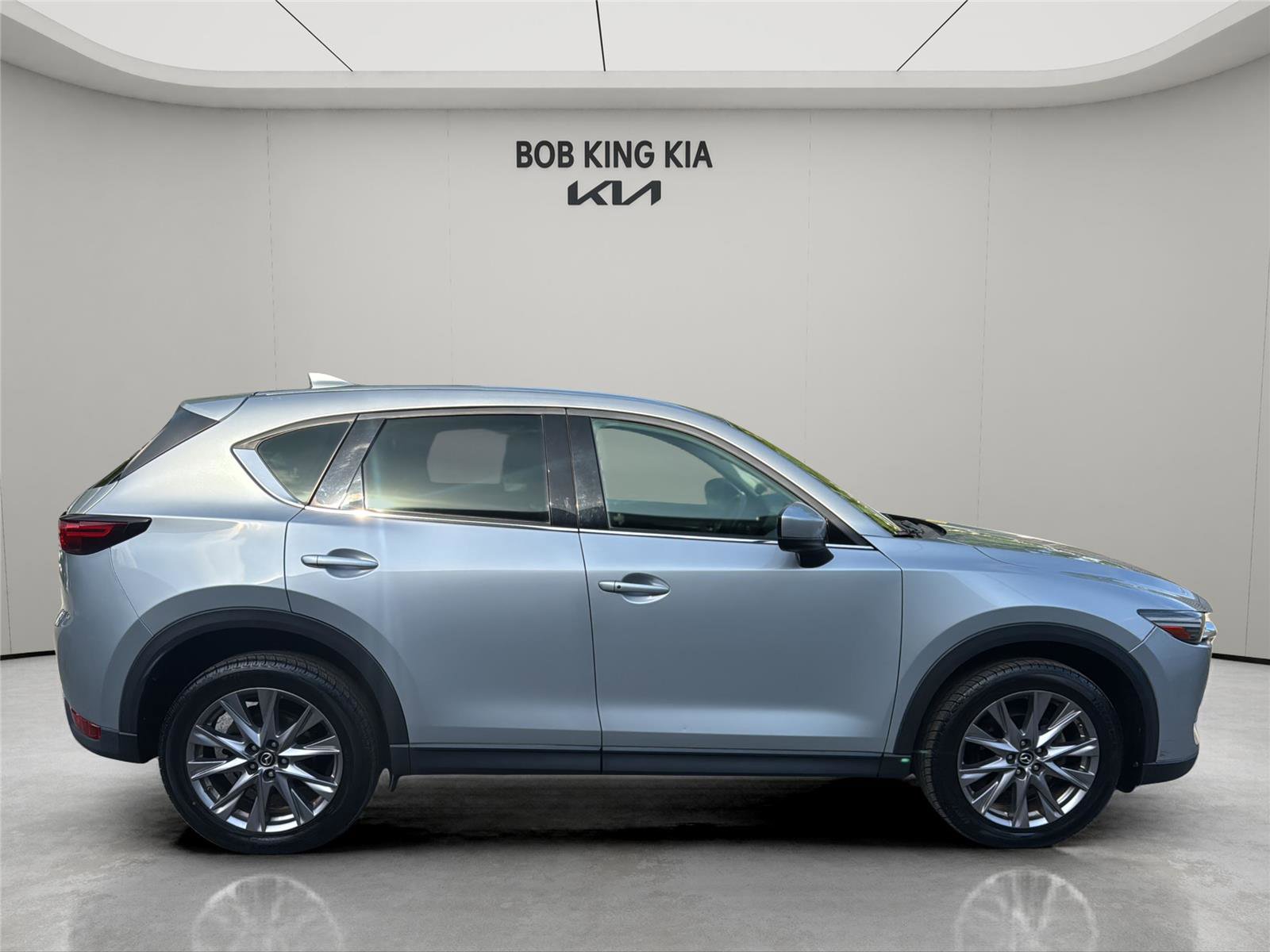 Used 2019 MAZDA CX-5 Grand Touring image 6