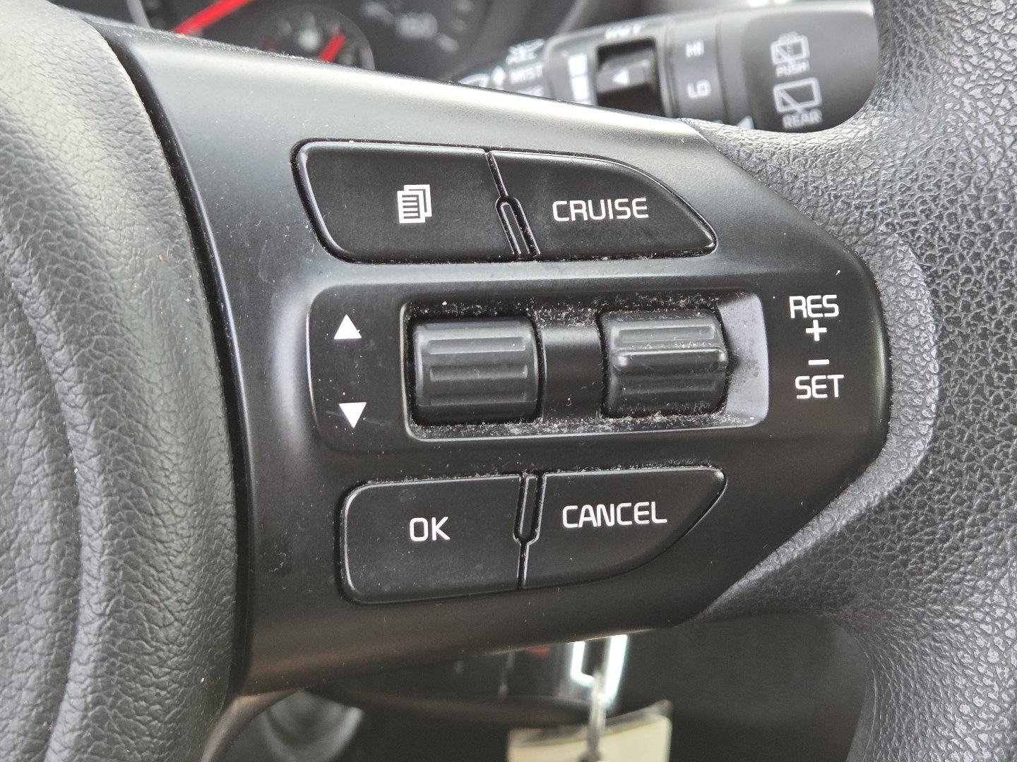 Used 2017 Kia Sorento AWD image 7