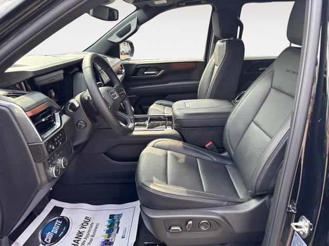 Used 2026 GMC Yukon XL Denali w/ Sun & Power Step Package AWD/4WD image 11