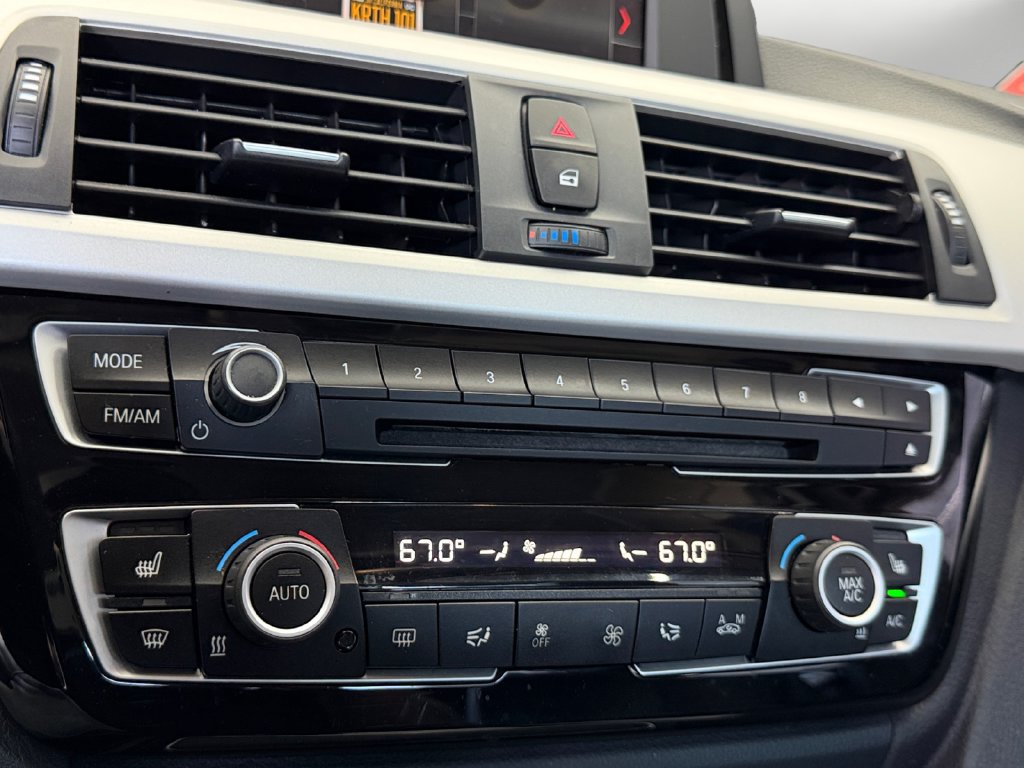 Used 2018 BMW 320i xDrive Sedan AWD/4WD image 20