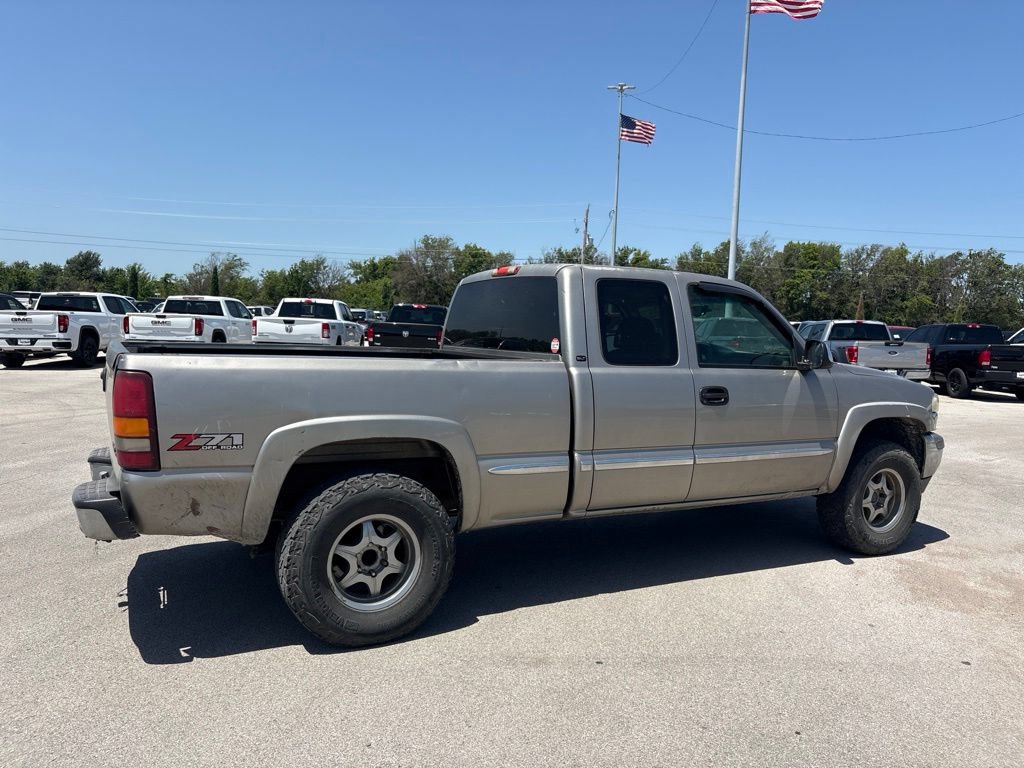 Used 2001 GMC Sierra 1500 4x4 Extended Cab w/ SLT Marketing Option Pkg image 3