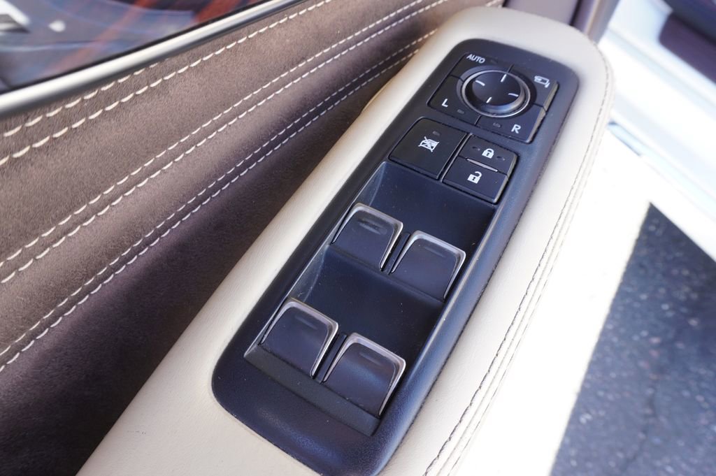 Used 2018 Lexus LS 500 w/ Interior Upgrade Package image 16