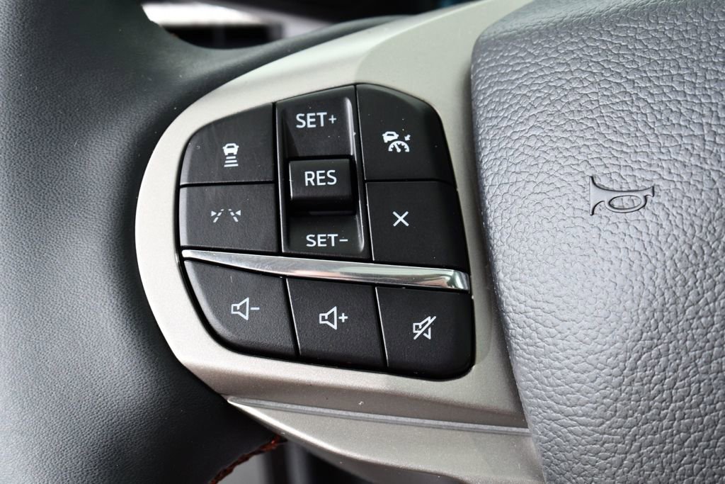 New 2025 Ford Explorer Active w/ Active Comfort Package image 33