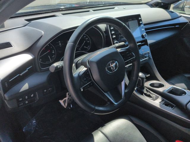 Used 2021 Toyota Avalon Touring image 10