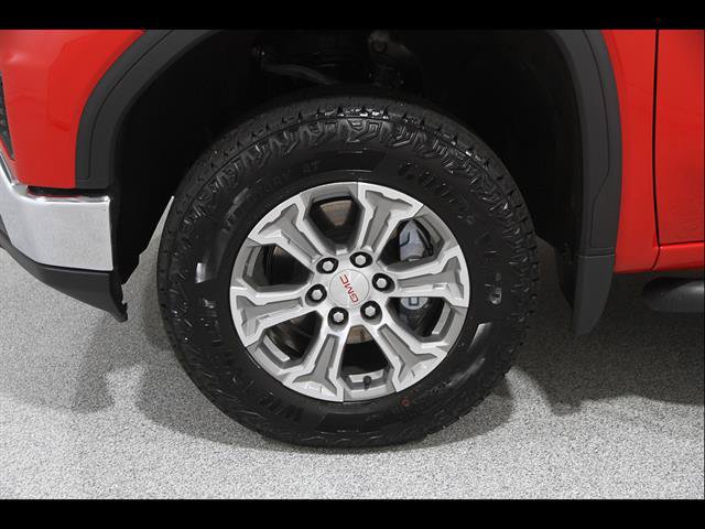 Used 2022 GMC Sierra 1500 SLE w/ X31 Off-Road Package AWD/4WD image 22
