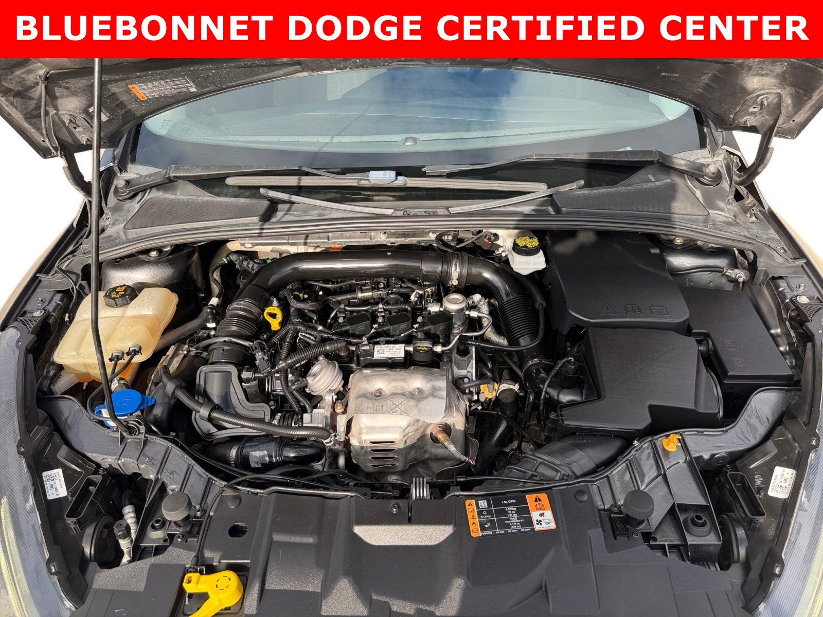 Used 2018 Ford Focus SE w/ SE Appearance Package FWD image 23