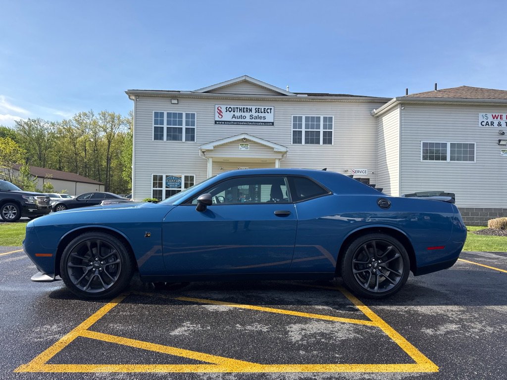 Used 2021 Dodge Challenger R/T Scat Pack w/ Shaker Package RWD image 1