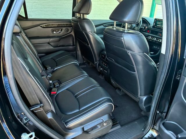 Used 2023 Honda Pilot Elite image 19
