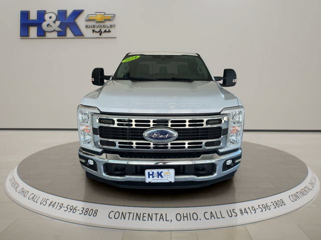 Used 2024 Ford F250 XLT AWD/4WD image 2