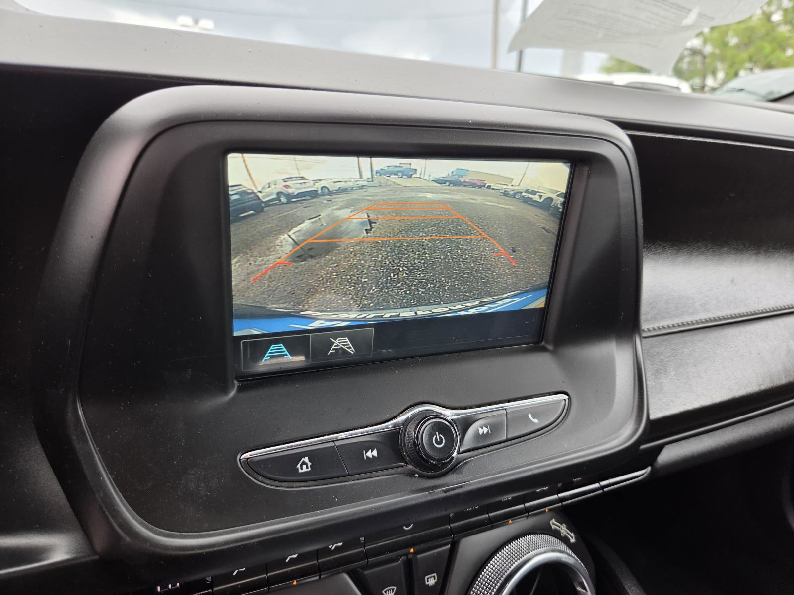 Used 2018 Chevrolet Camaro LT RWD image 22
