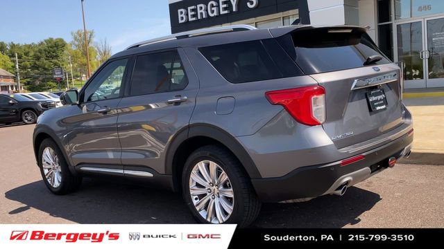 Used 2021 Ford Explorer Limited w/ Equipment Group 301A AWD/4WD image 8
