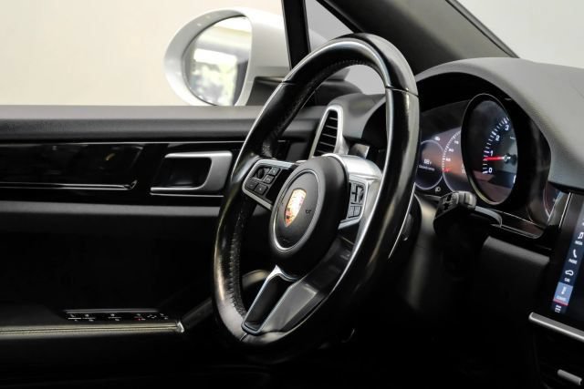 Used 2019 Porsche Cayenne AWD/4WD image 21