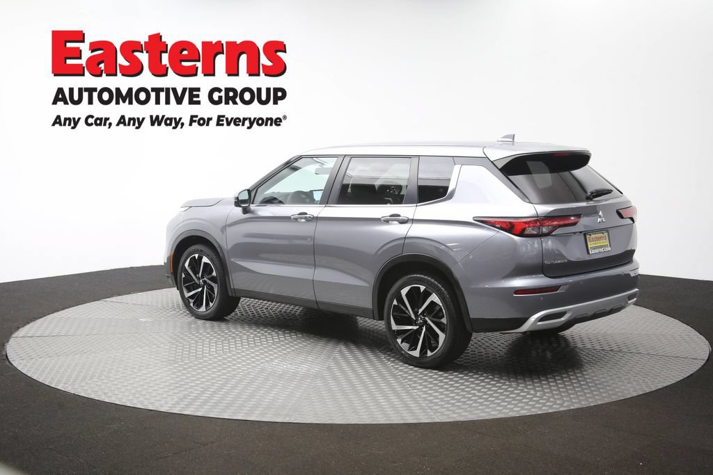Used 2024 Mitsubishi Outlander SE FWD image 62