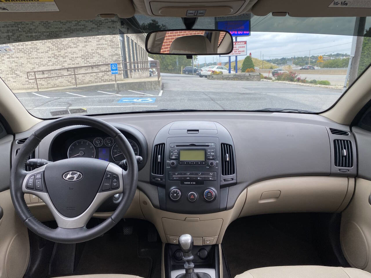 Used 2011 Hyundai Elantra image 22