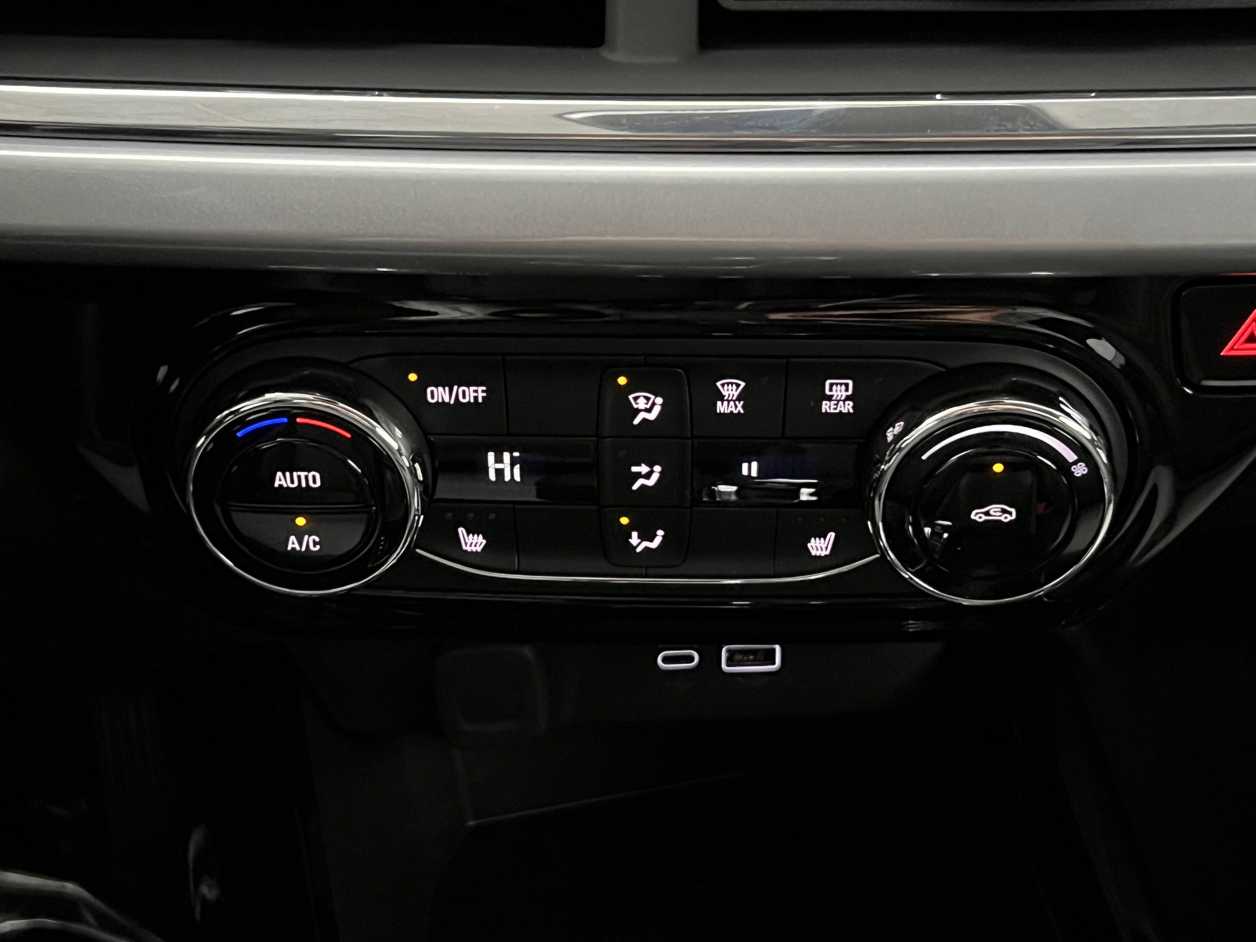 New 2026 Chevrolet Trax LT w/ Driver Confidence Package image 29