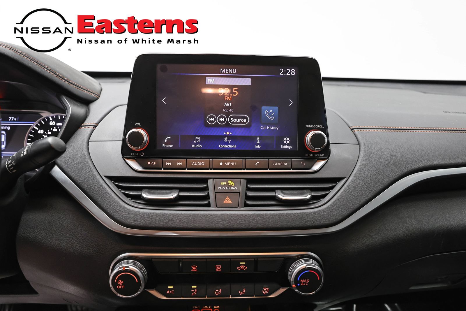 Used 2020 Nissan Altima 2.5 SR FWD image 12