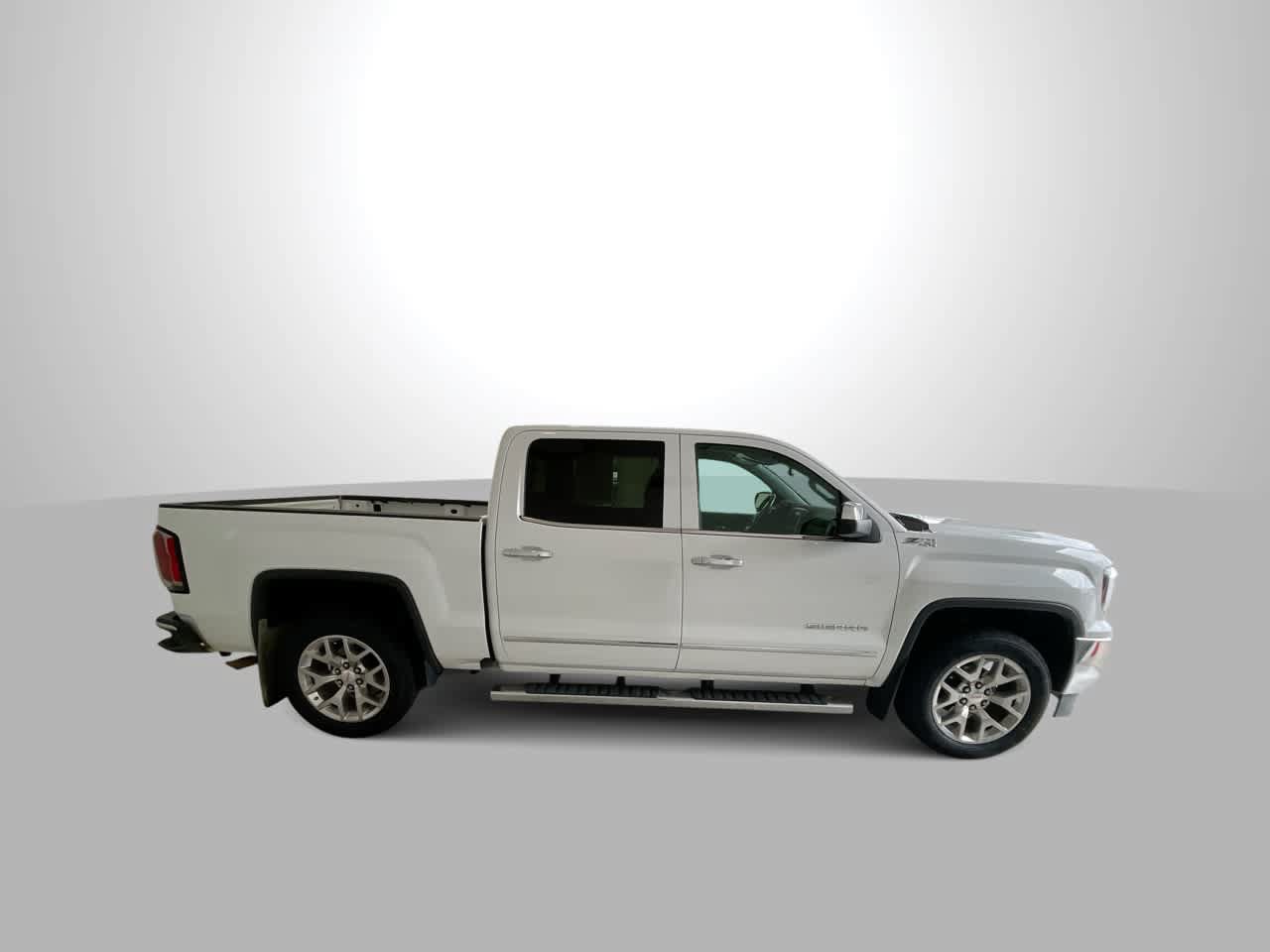 Used 2017 GMC Sierra 1500 SLT w/ SLT Premium Package AWD/4WD image 9