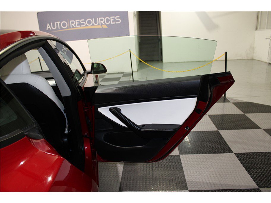 Used 2021 Tesla Model 3 Standard Range Plus image 20