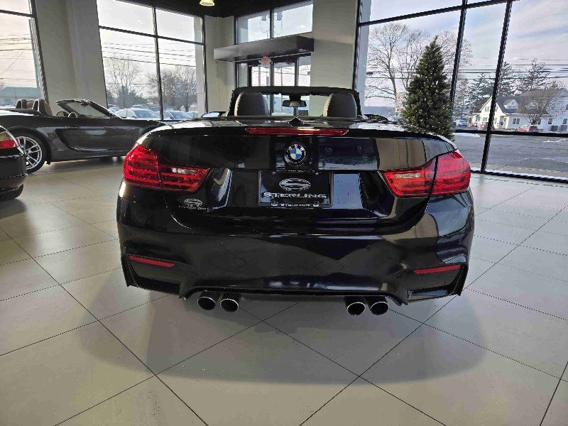Used 2016 BMW M4 Convertible image 12