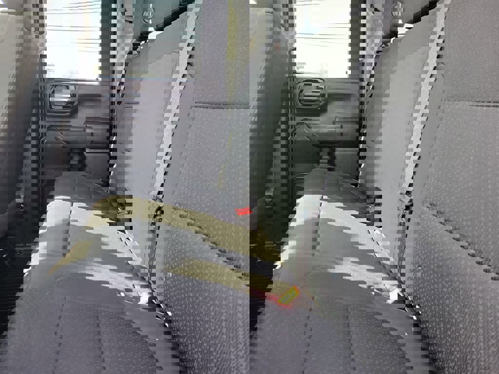 Used 2022 Chevrolet Silverado 2500 W/T w/ WT Convenience Package image 9