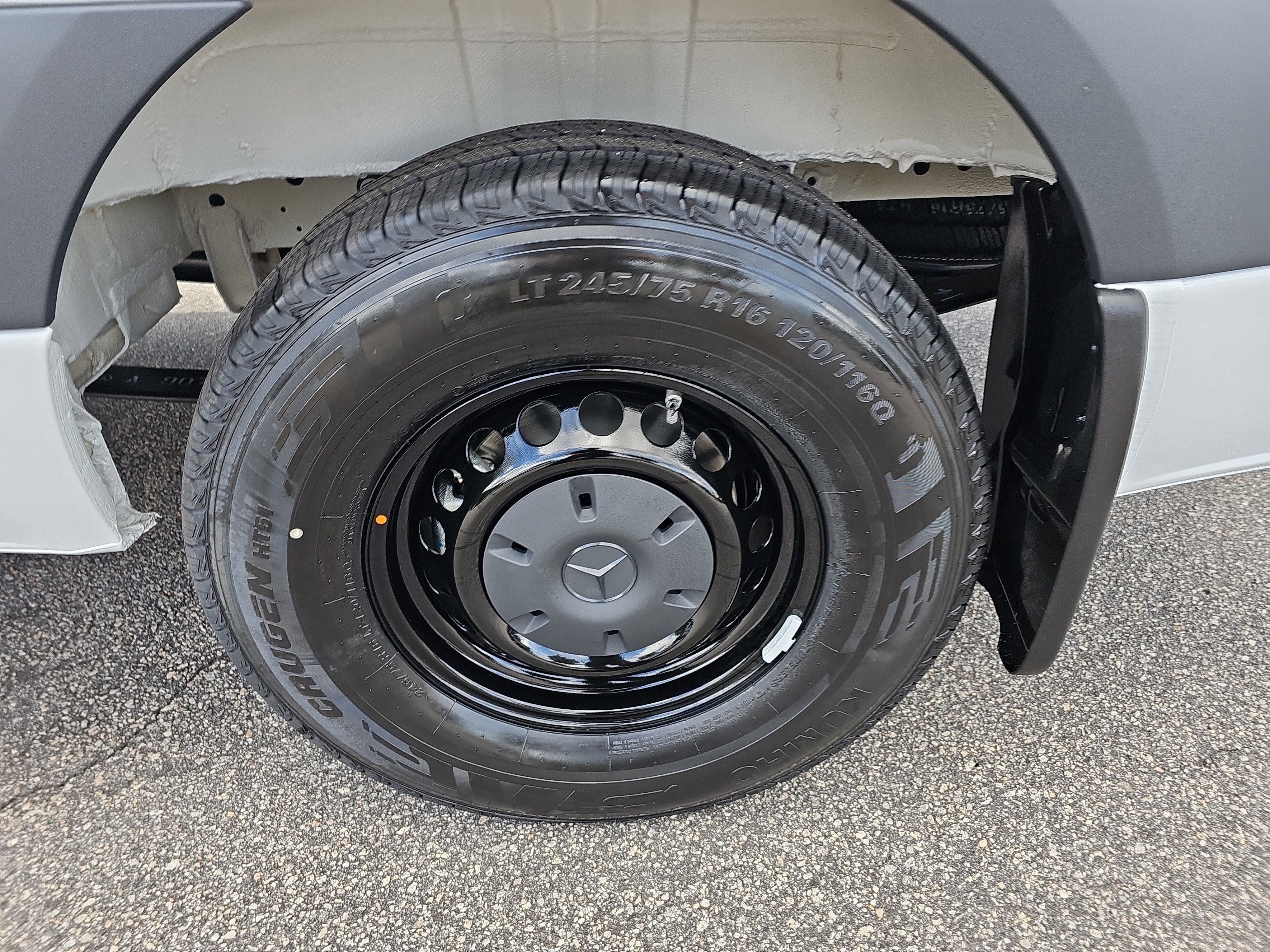 New 2026 Mercedes-Benz Sprinter 144 Cargo image 34