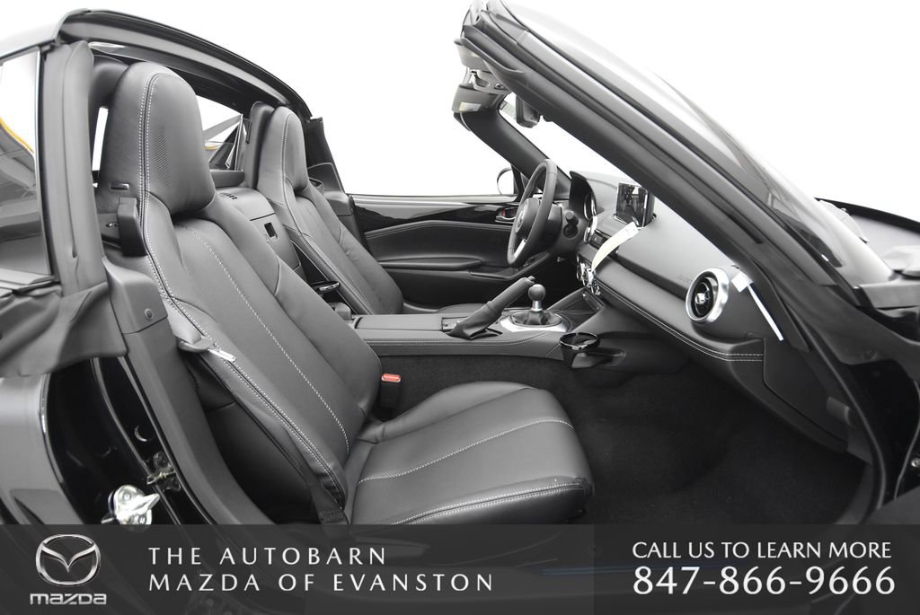 New 2025 MAZDA MX-5 Miata RF Grand Touring w/ Appearance Package image 27
