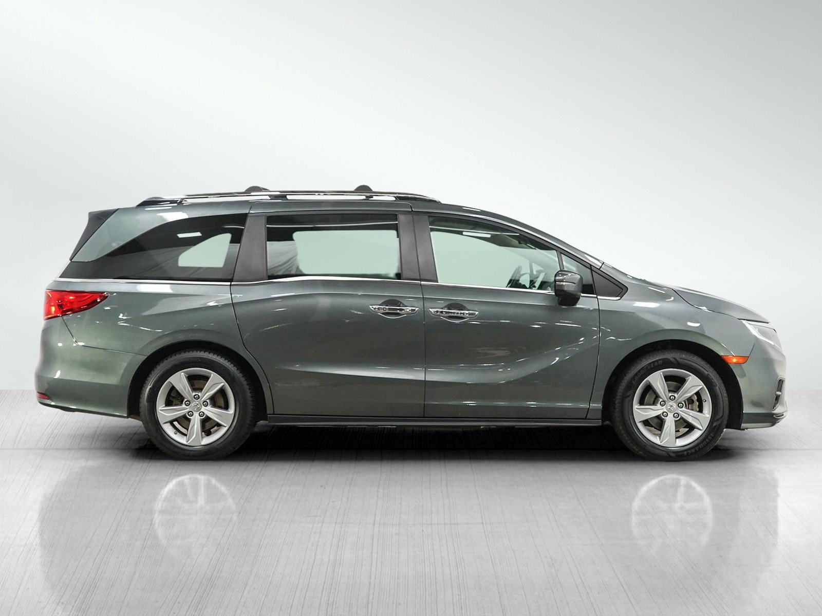 Used 2018 Honda Odyssey EX-L image 6