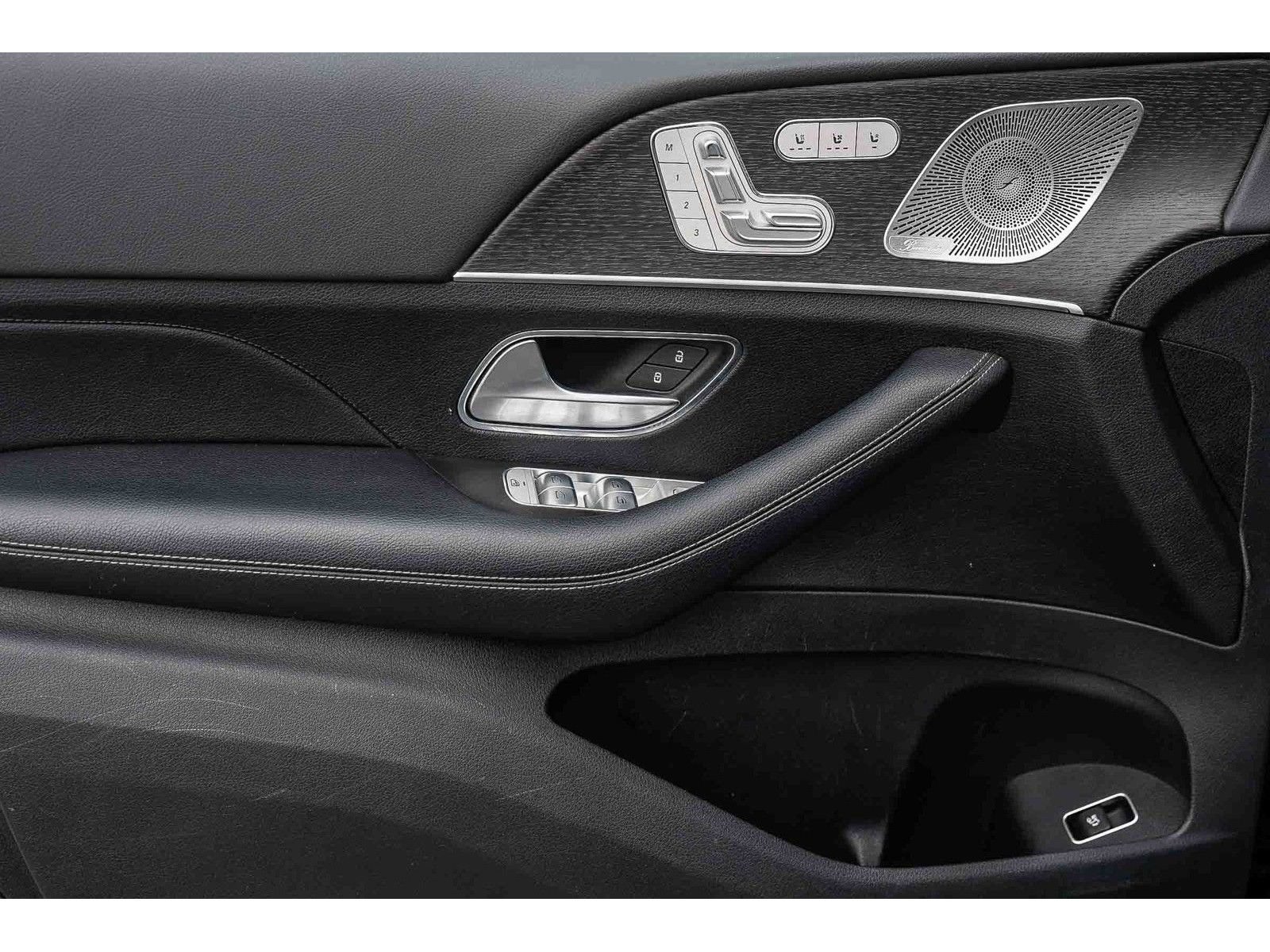 Used 2023 Mercedes-Benz GLS 450 4MATIC image 22