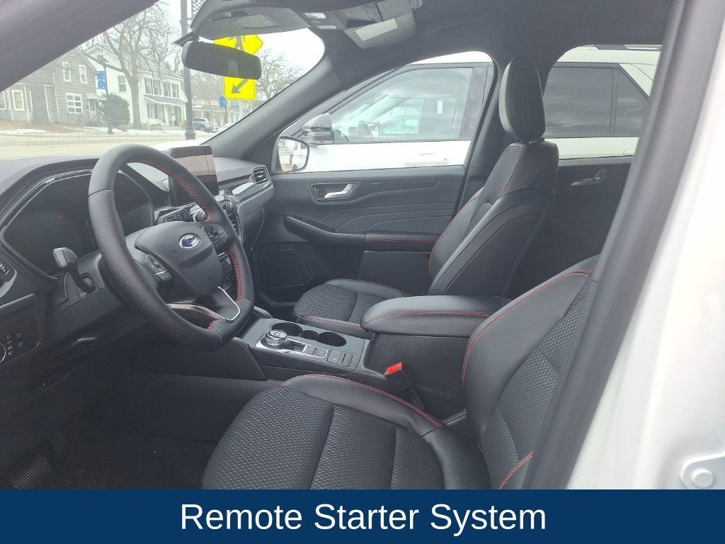 New 2026 Ford Escape ST-Line w/ Cold Weather Package image 5